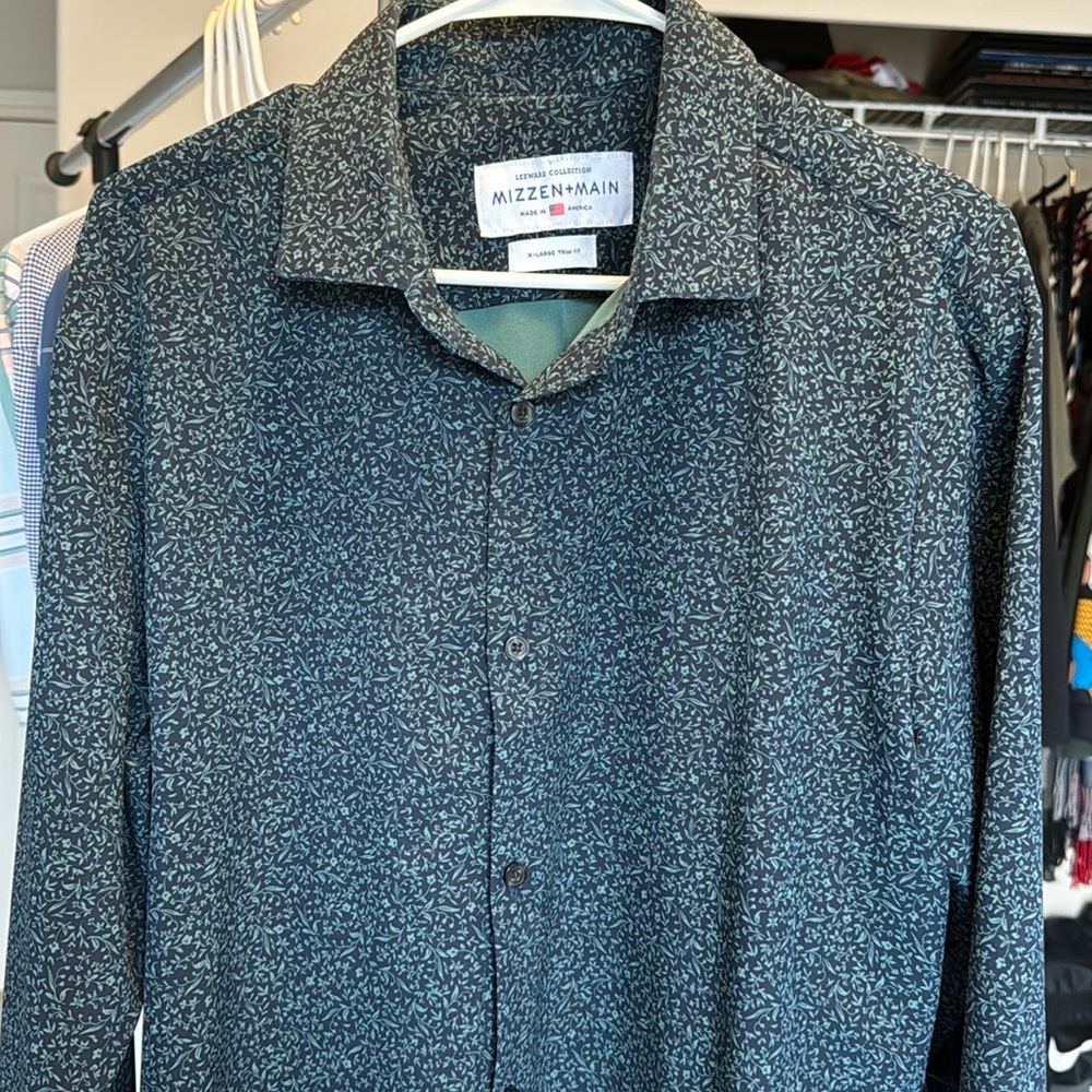 Mizzen+Main Mens XL Trim Leeward Navy with Green Dress Shirt Long Sleeve